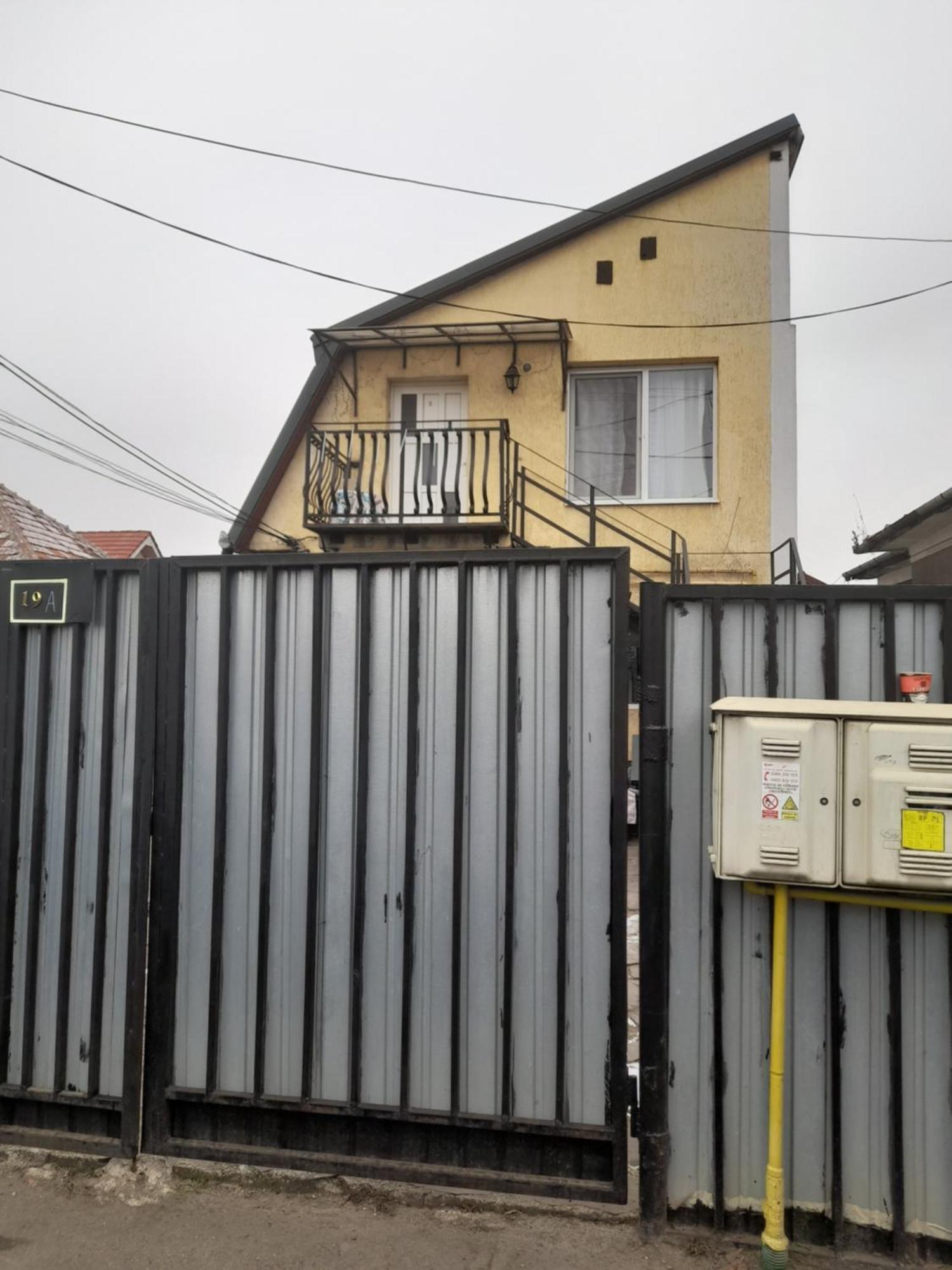 Garsoniera Sic Zona Terapia Zona Linistita La Casa Cu Parcare Διαμέρισμα Κλουζ-Ναπόκα Εξωτερικό φωτογραφία